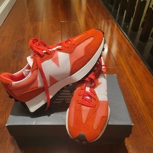 New Balance 327